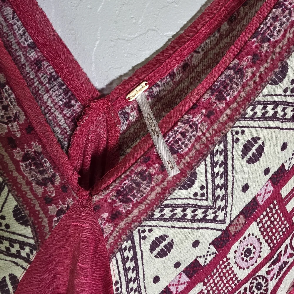 Free People We Are Golden Deep V Tunic‎ Top Size Medium